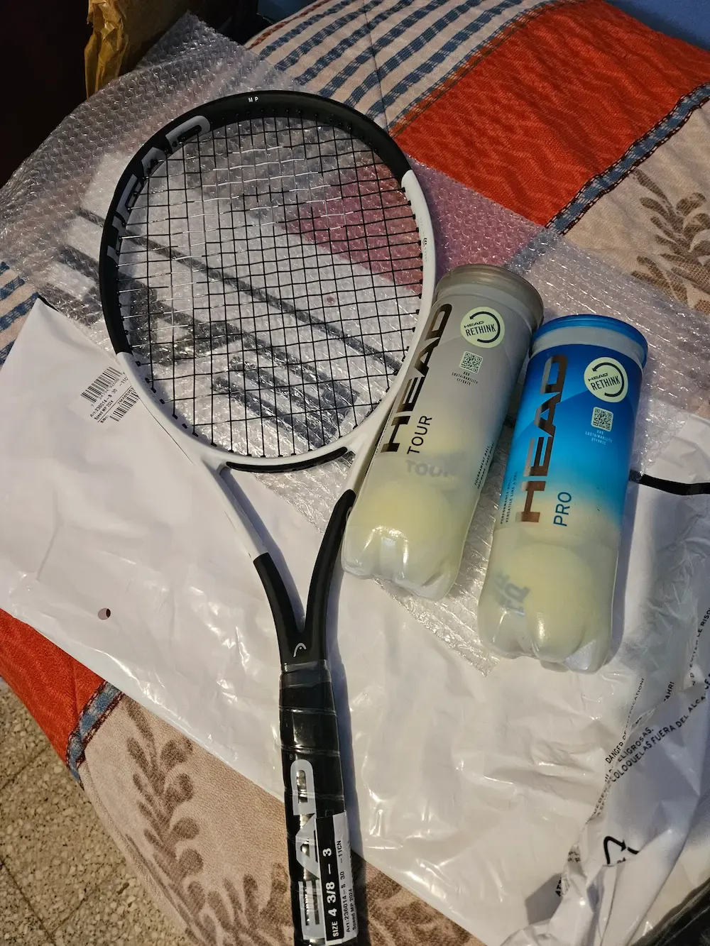 Tennis racket